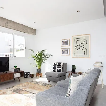 Home2book Modern Design Cruz, Terrace Apartment *