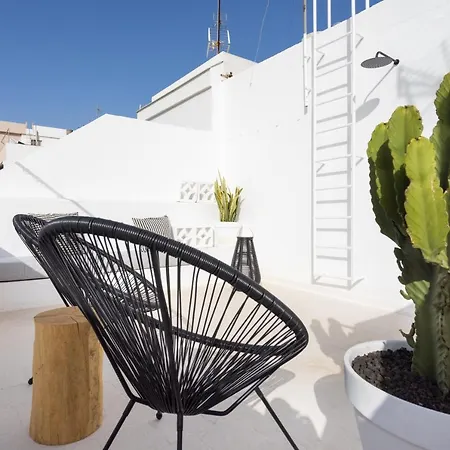 Home2book Modern Design Cruz, Terrace Apartment