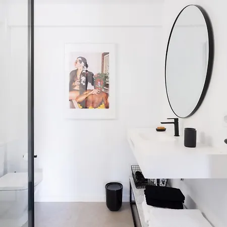 Home2book Modern Design Cruz, Terrace Apartment *