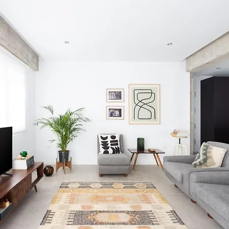 Home2book Modern Design Cruz, Terrace Apartment